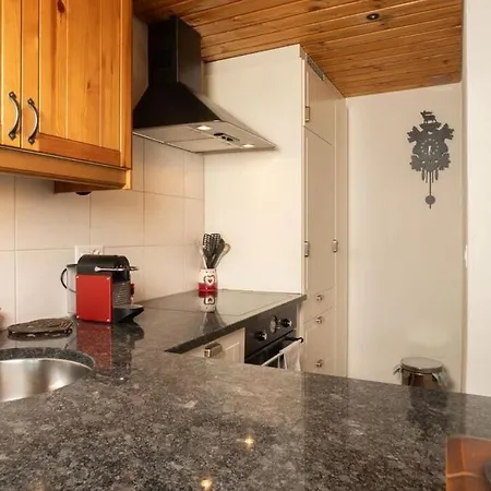 Charming And Comfortable 1 Bedroom In