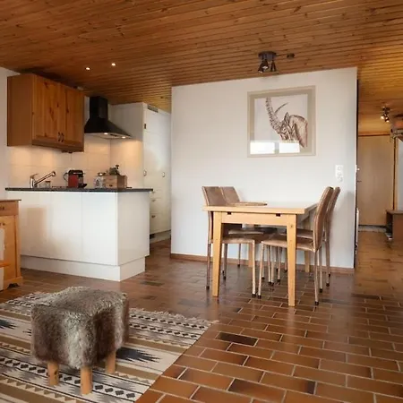 Appartement Charming And Comfortable 1 Bedroom In *