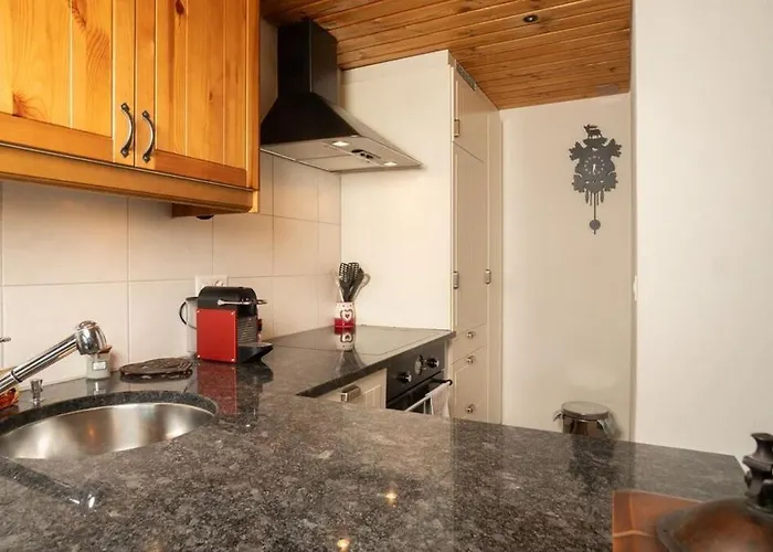 Charming And Comfortable 1 Bedroom In